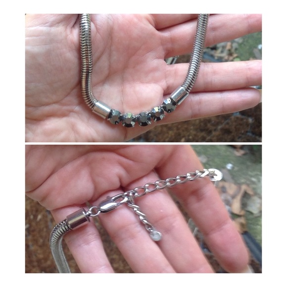 FRENCH CONNECTION GORGEOUS NECKLACE - Picture 2 of 2